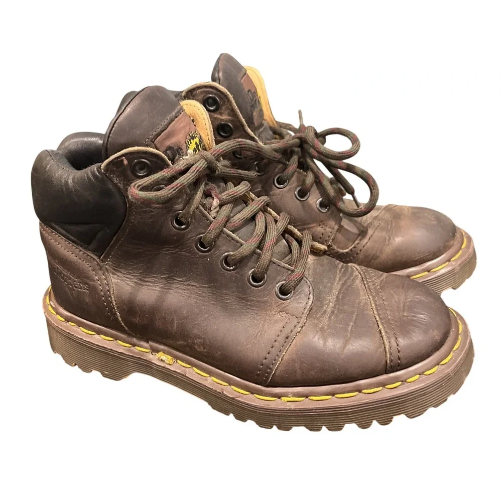 Dr.‎ Martens Boots Kids 3 Brown 8072 Made in England Leather Padded Collar Lug
