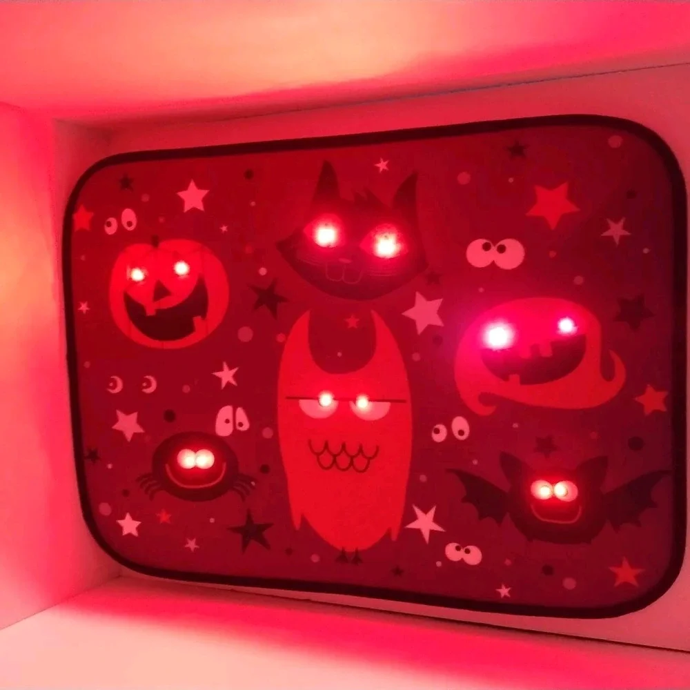 N/A halloween door