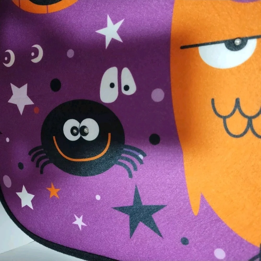 N/A halloween door