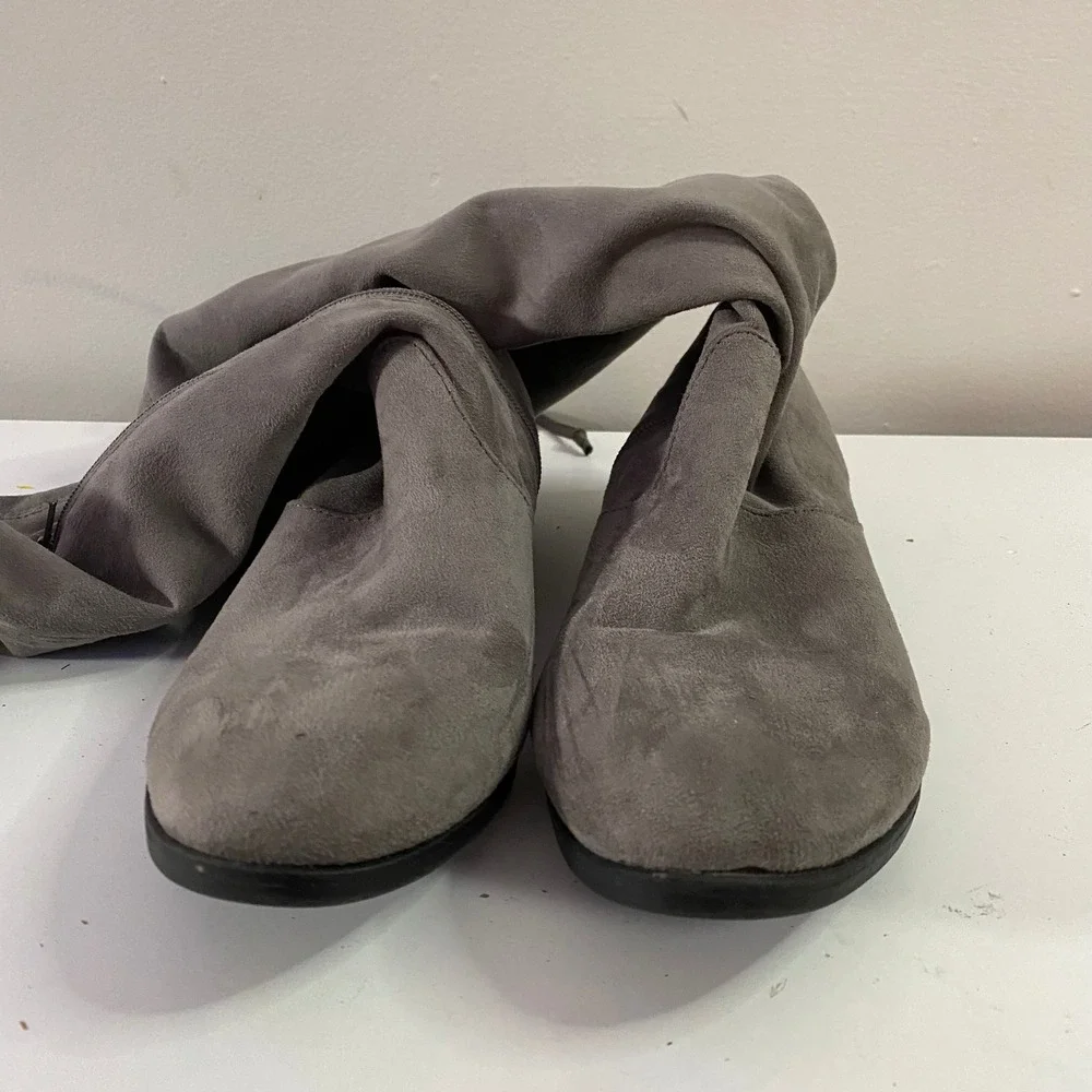 Unbranded over knee