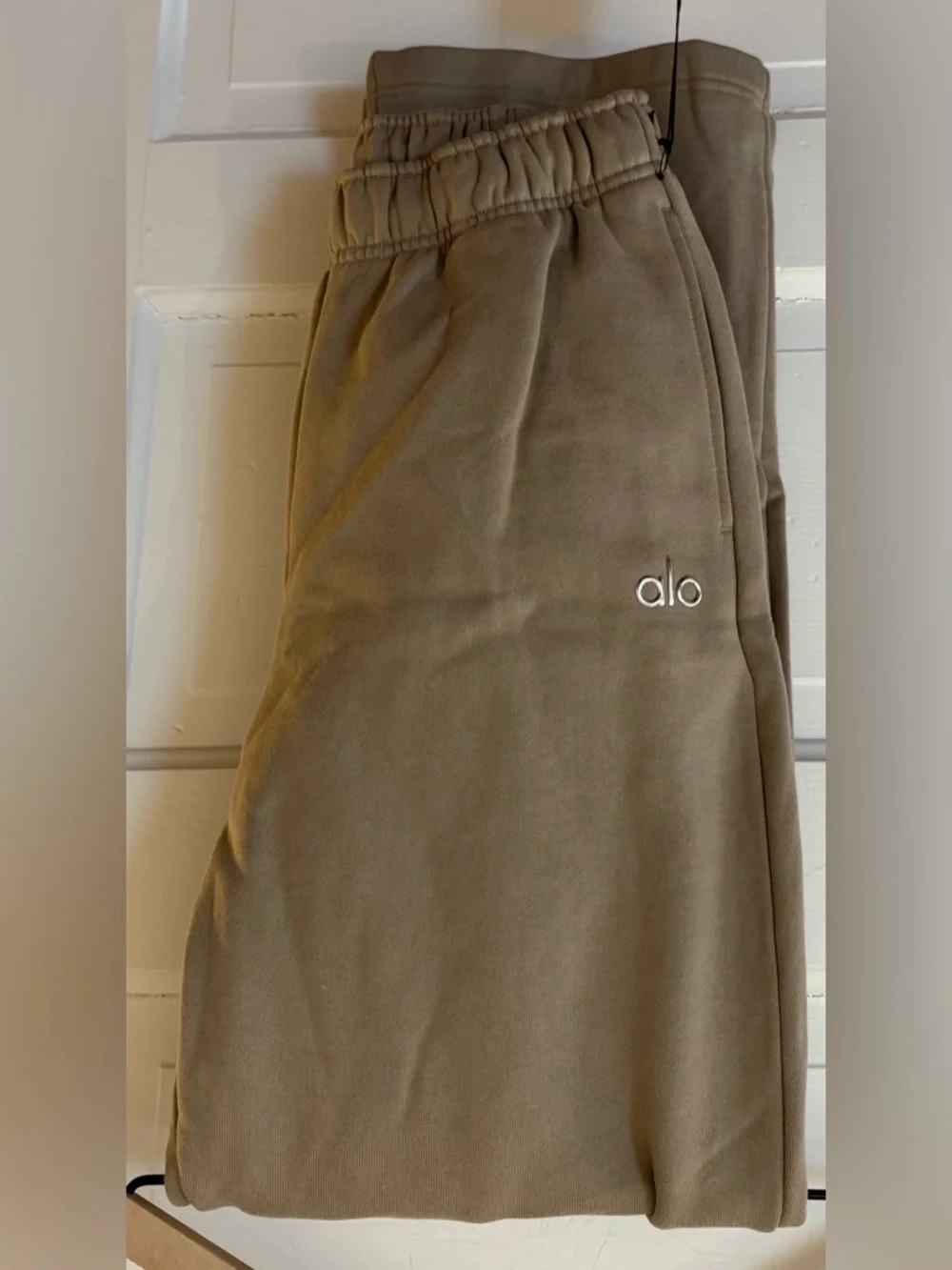 ALO Yoga brand new