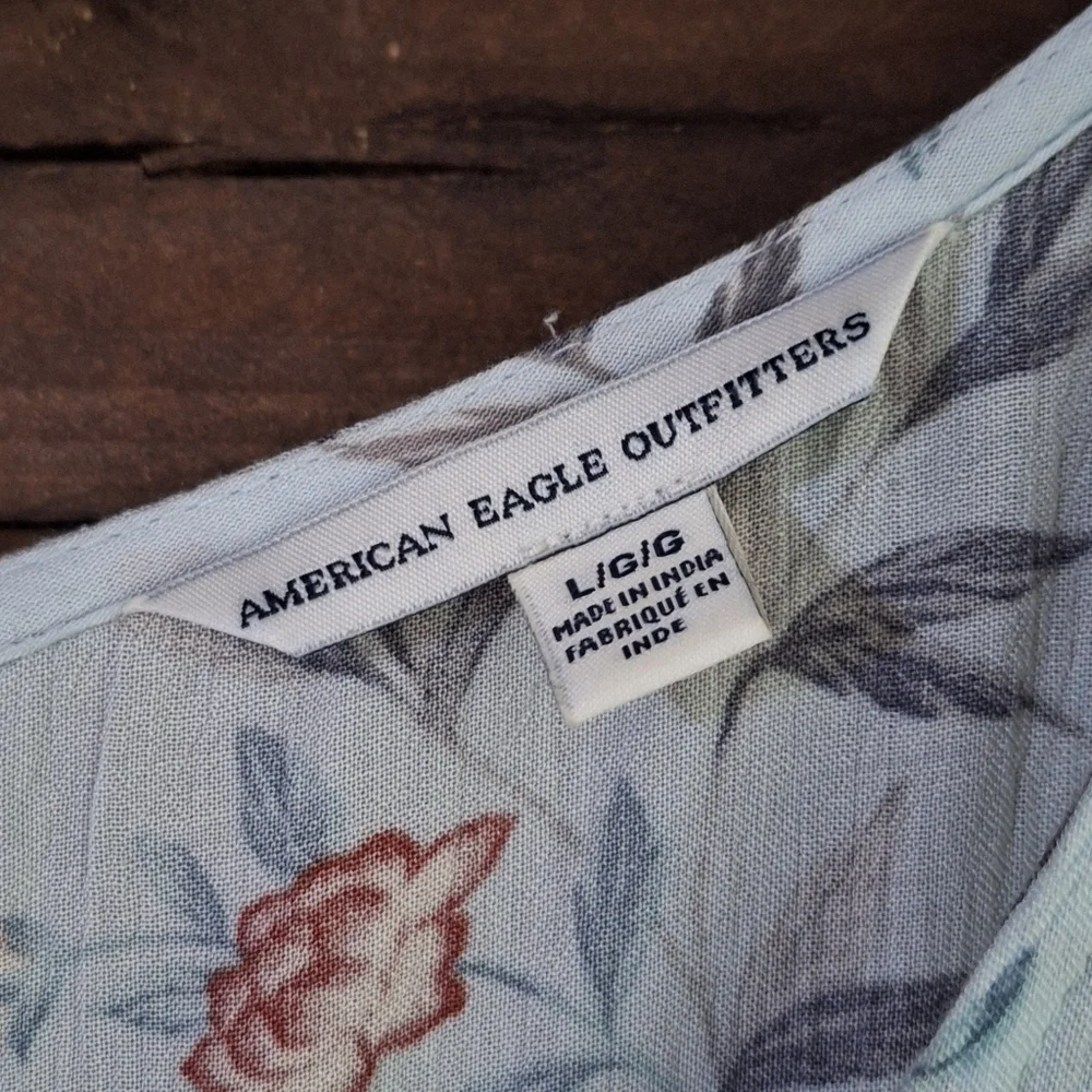 American Eagle Outfitters 🌿 american
