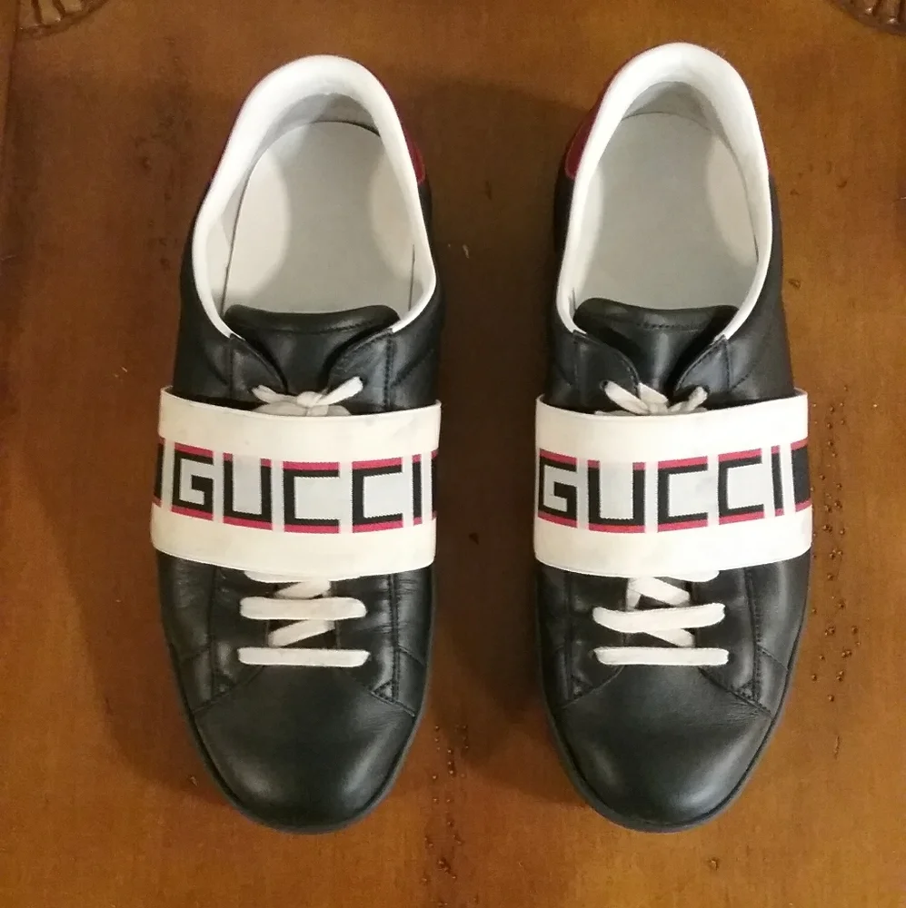 Authentic Men's Gucci Ace Stripe Leather Sneakers