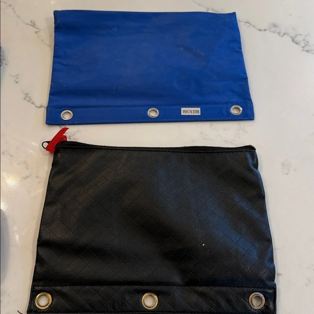 N/A clear pouches