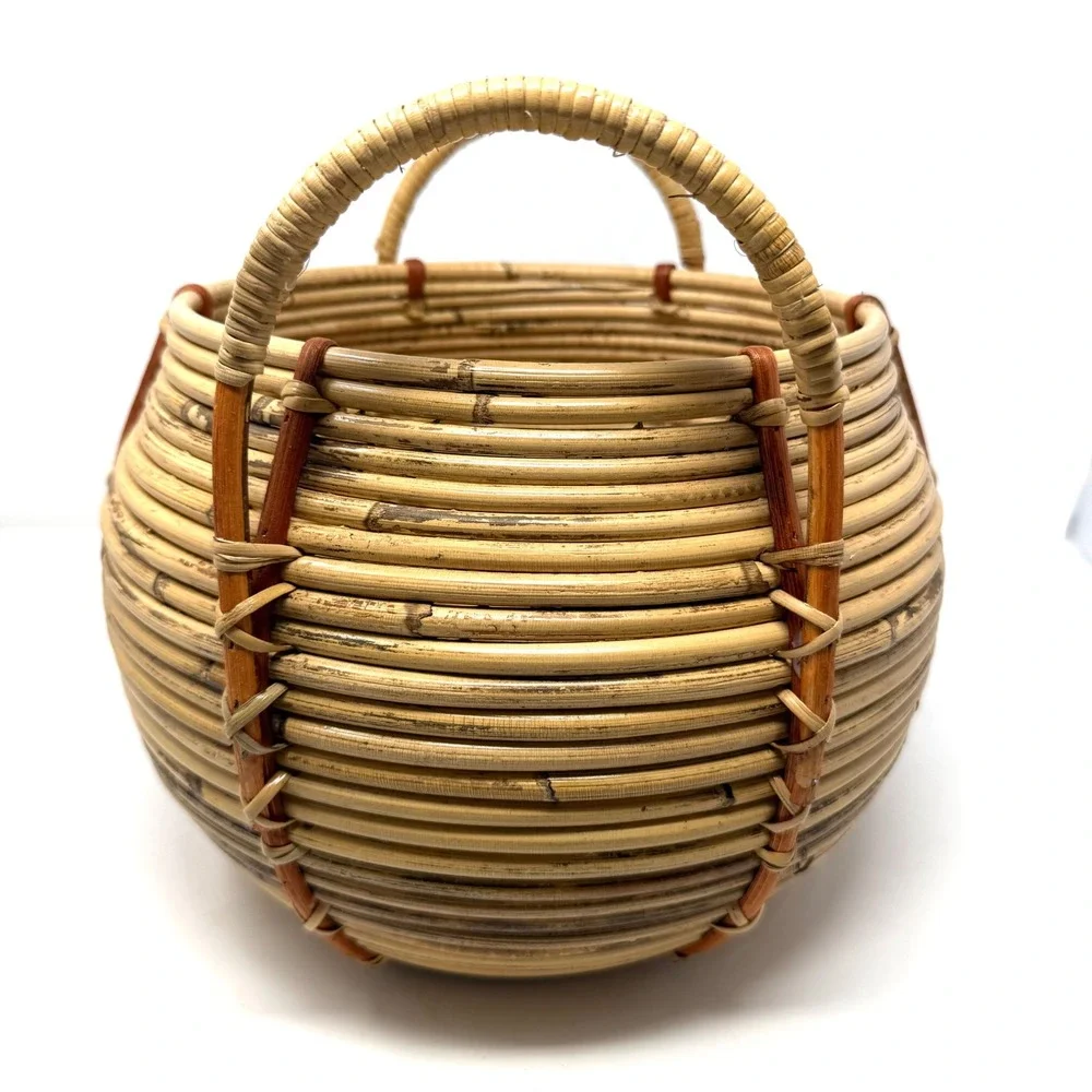 N/A handcrafted coiled