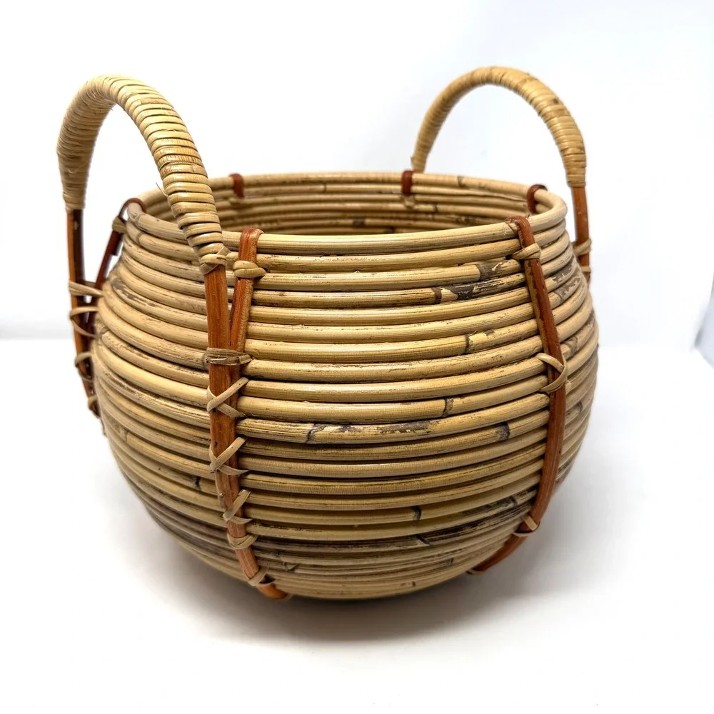 N/A handcrafted coiled