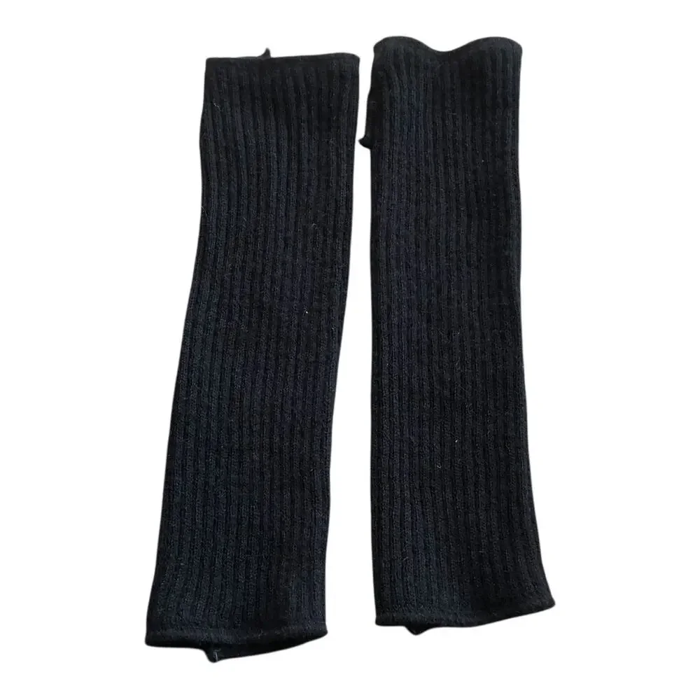 Unbranded arm warmers