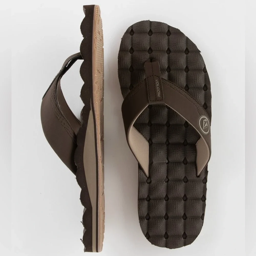 Volcom nwt recliner
