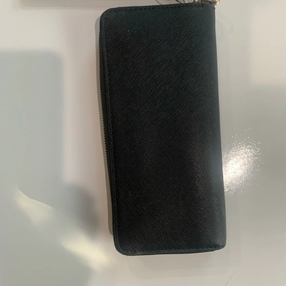 Michael Kors Black Zip-Around Wallet Leather Compartments