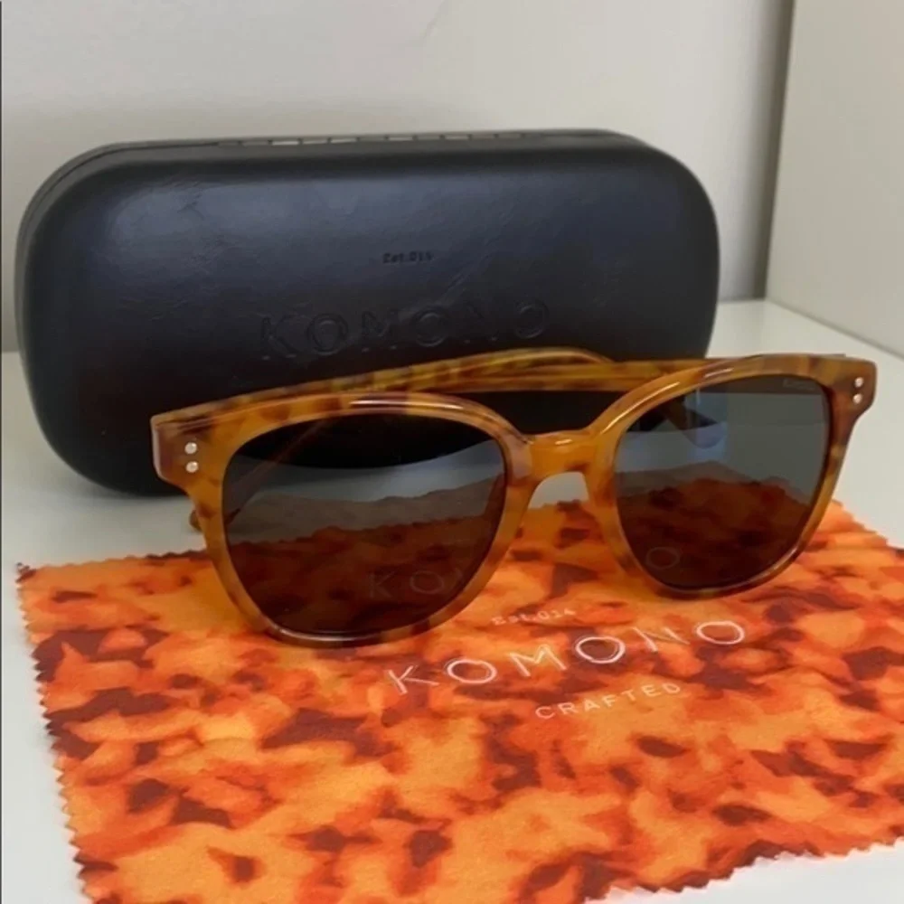 Komono new renee