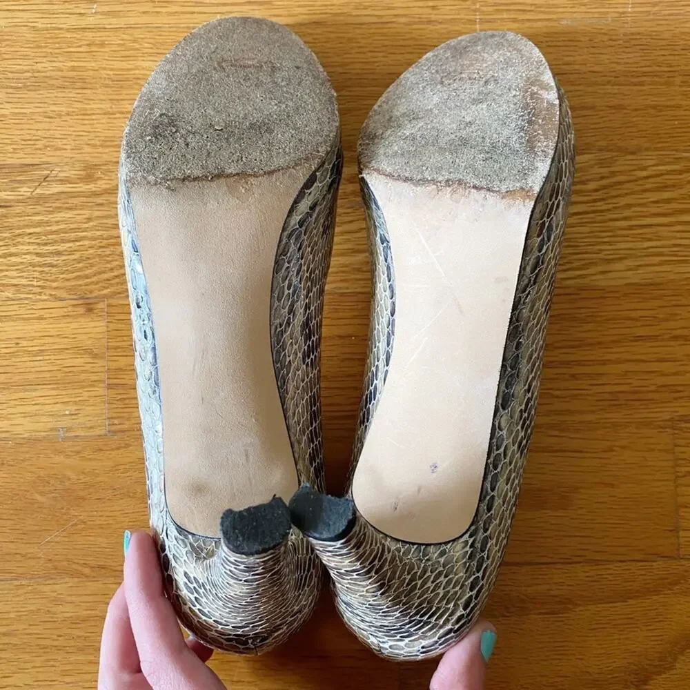 Stuart Weitzman mushroom toe