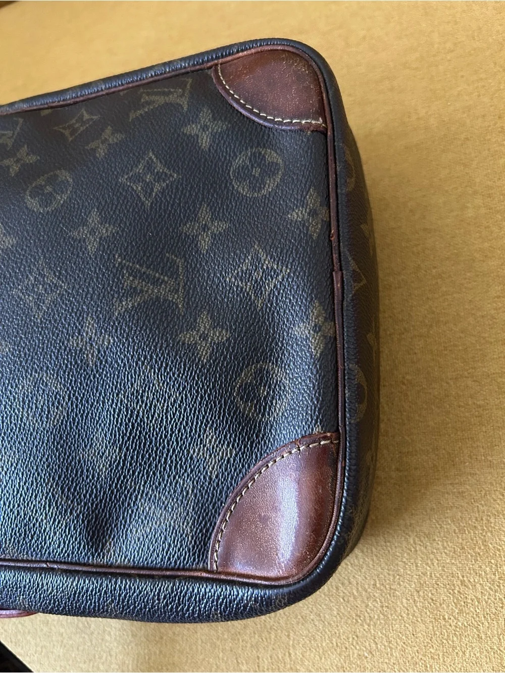 Louis Vuitton preloved lv