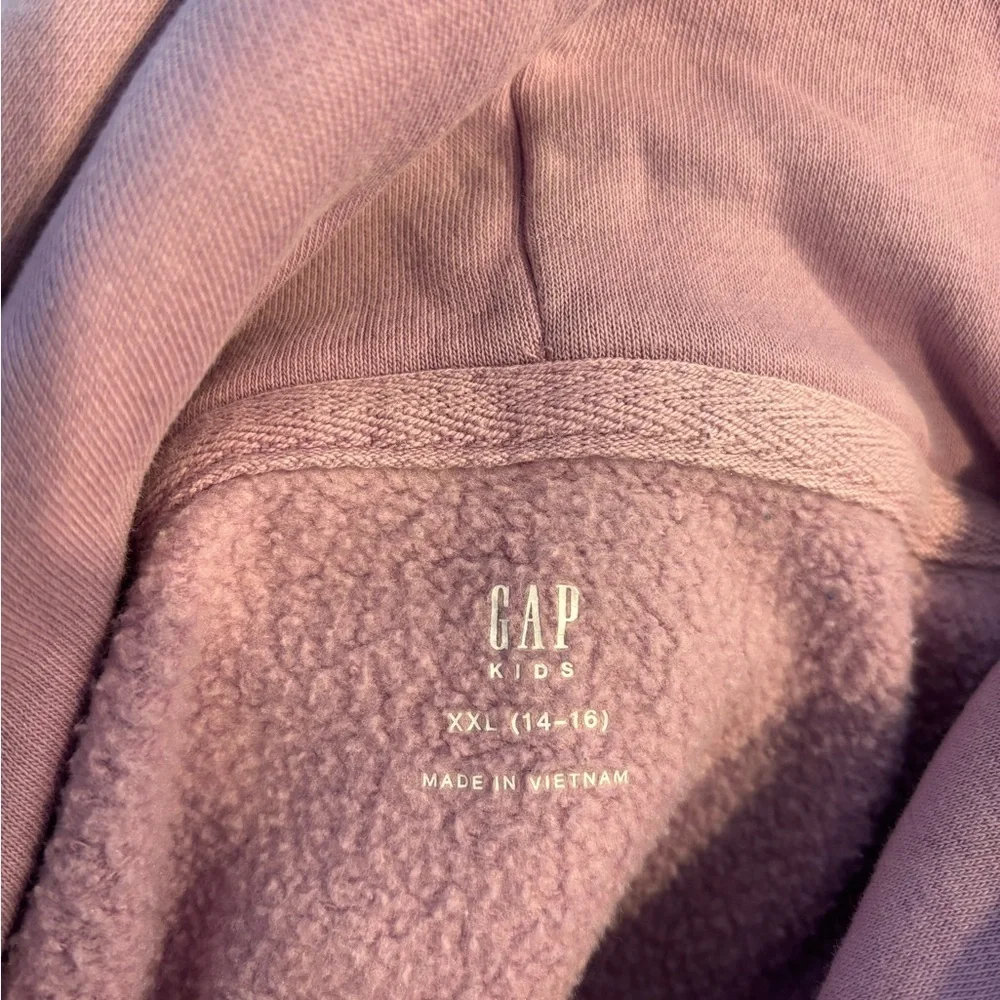 GAP Girl’s Casual Lavender Hoodie Sweater size XXL (14-16)