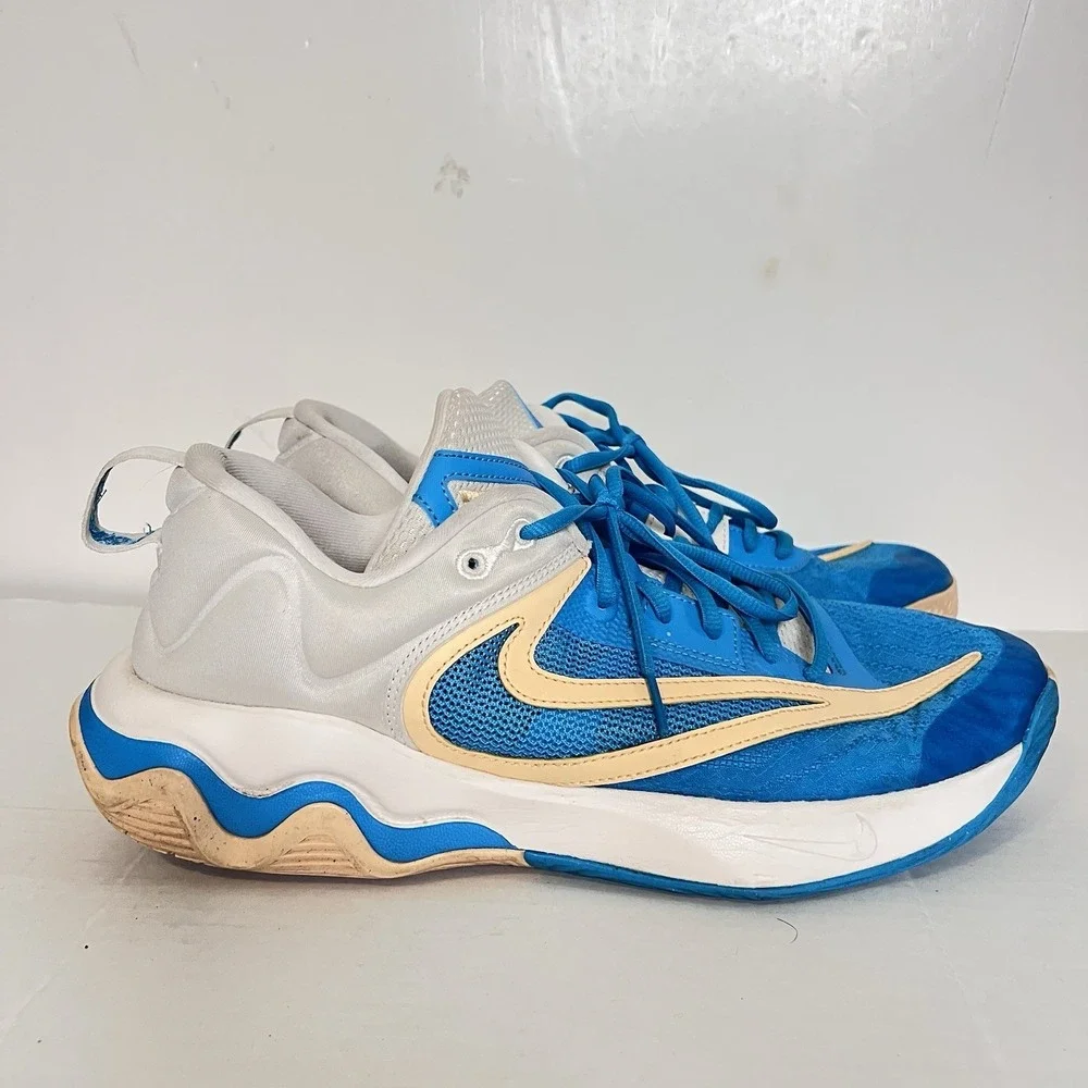 Nike Men's 11.5 Nike Giannis Immortality 3 Low Nigeria X Greece Worn Once