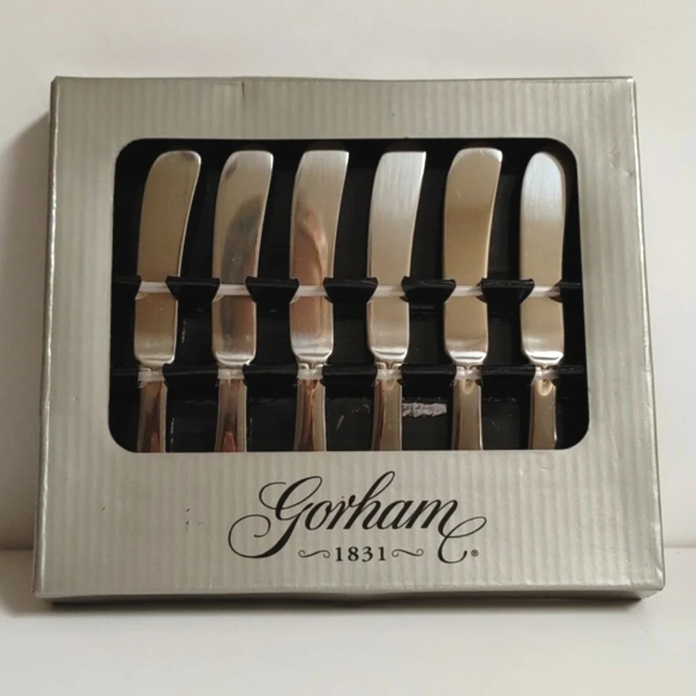 NIB 6 Stainless Appetizer Knives