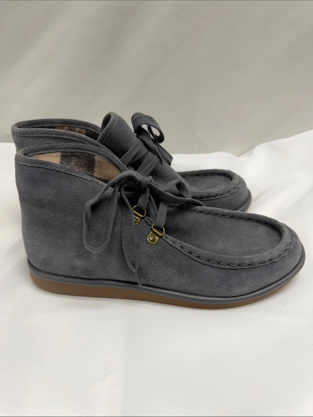 Lucky Brand suede upper