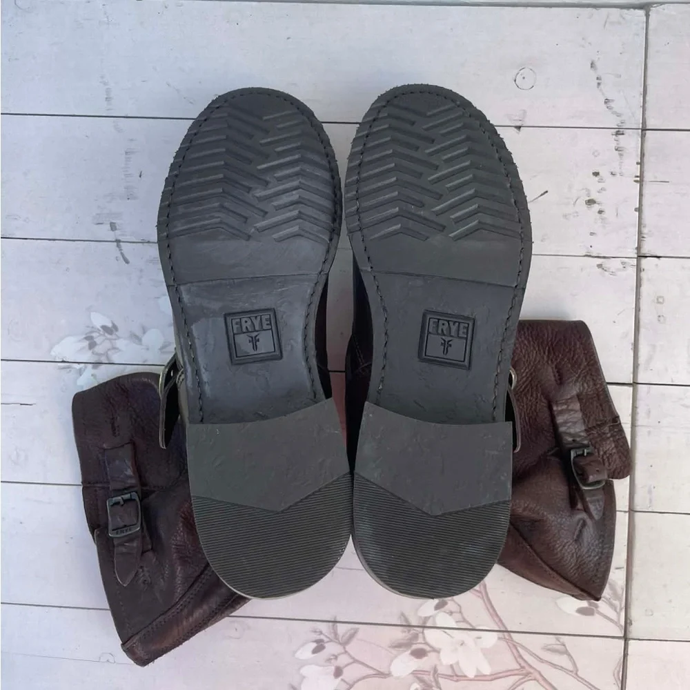 Frye classic harness