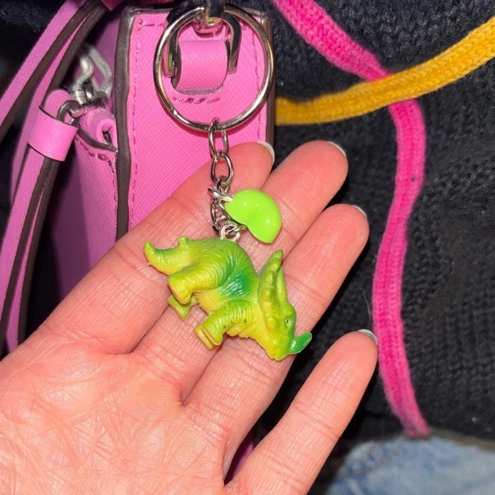 N/A tiny dino
