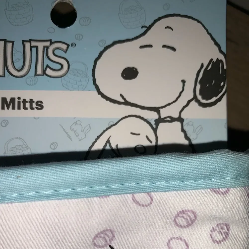 Peanuts Snoopy & Woodstock Mini Mitt Set of Two