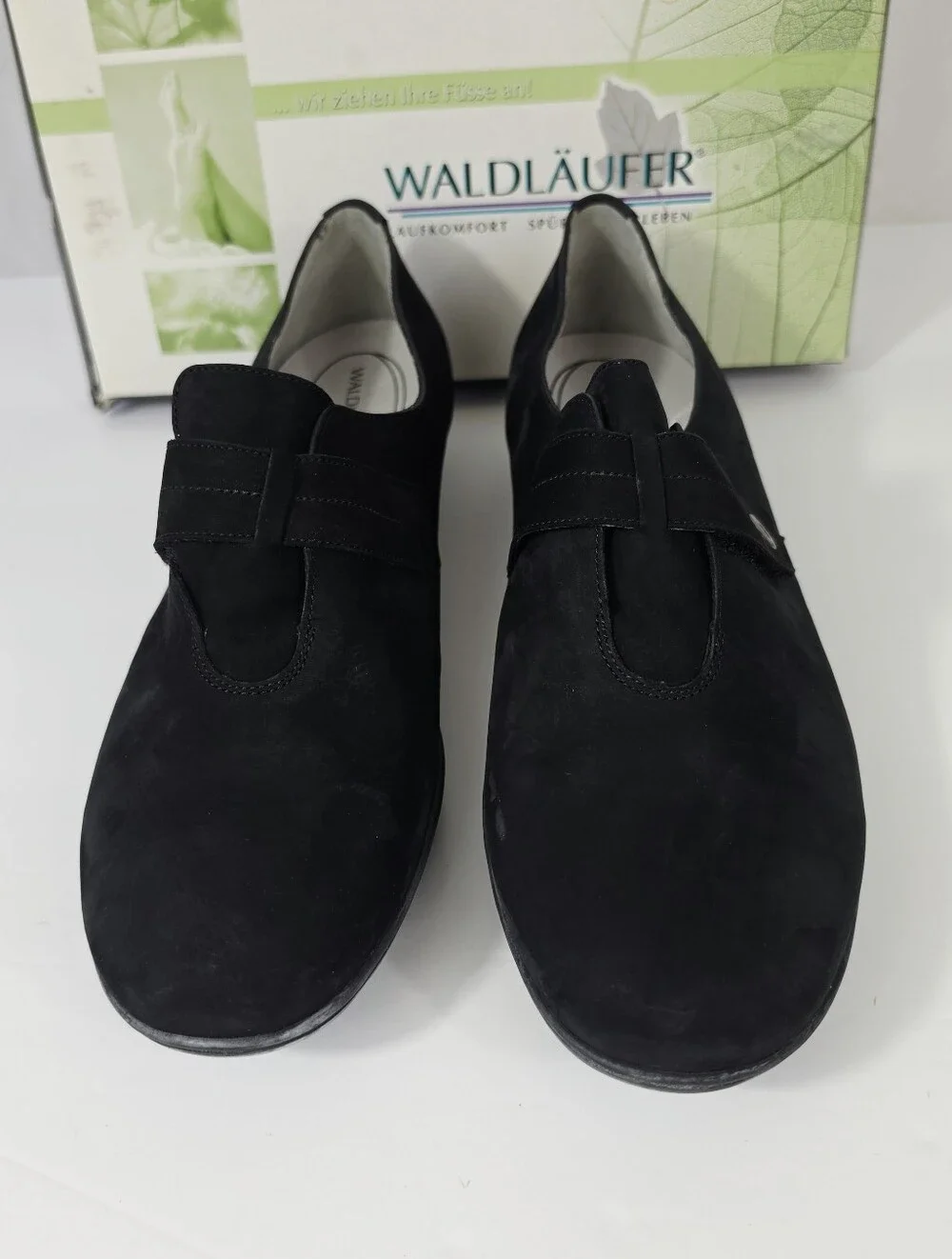 Waldläufer brand black