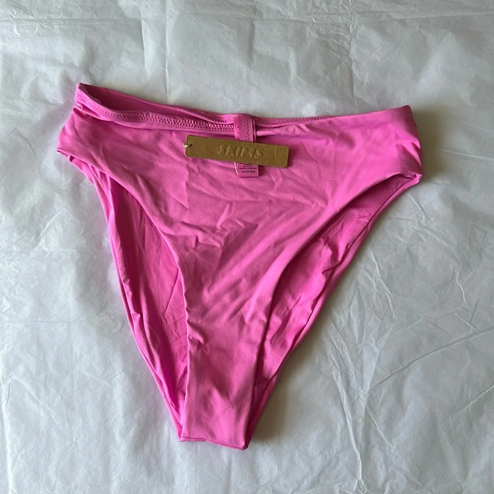 Skims swim bottoms MID WAIST COLOR NEON‎ ORCHID SIZE XS NWT
