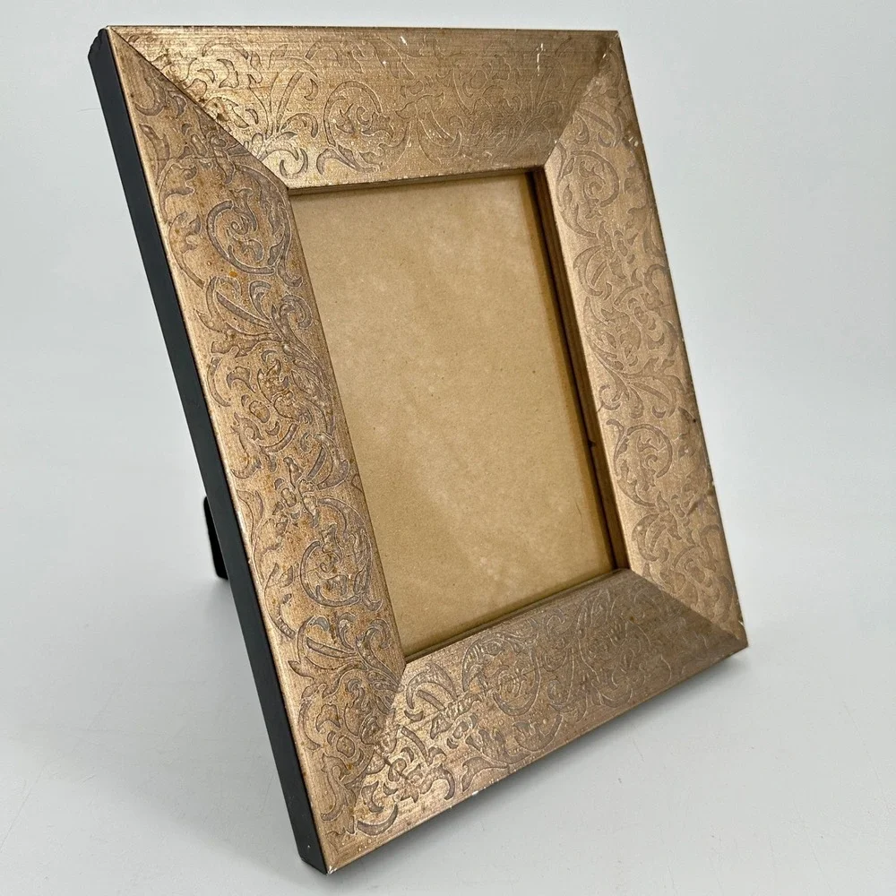 Vintage Style Gold Embossed Scroll Floral‎ Picture Frame Tabletop Wall Hanging