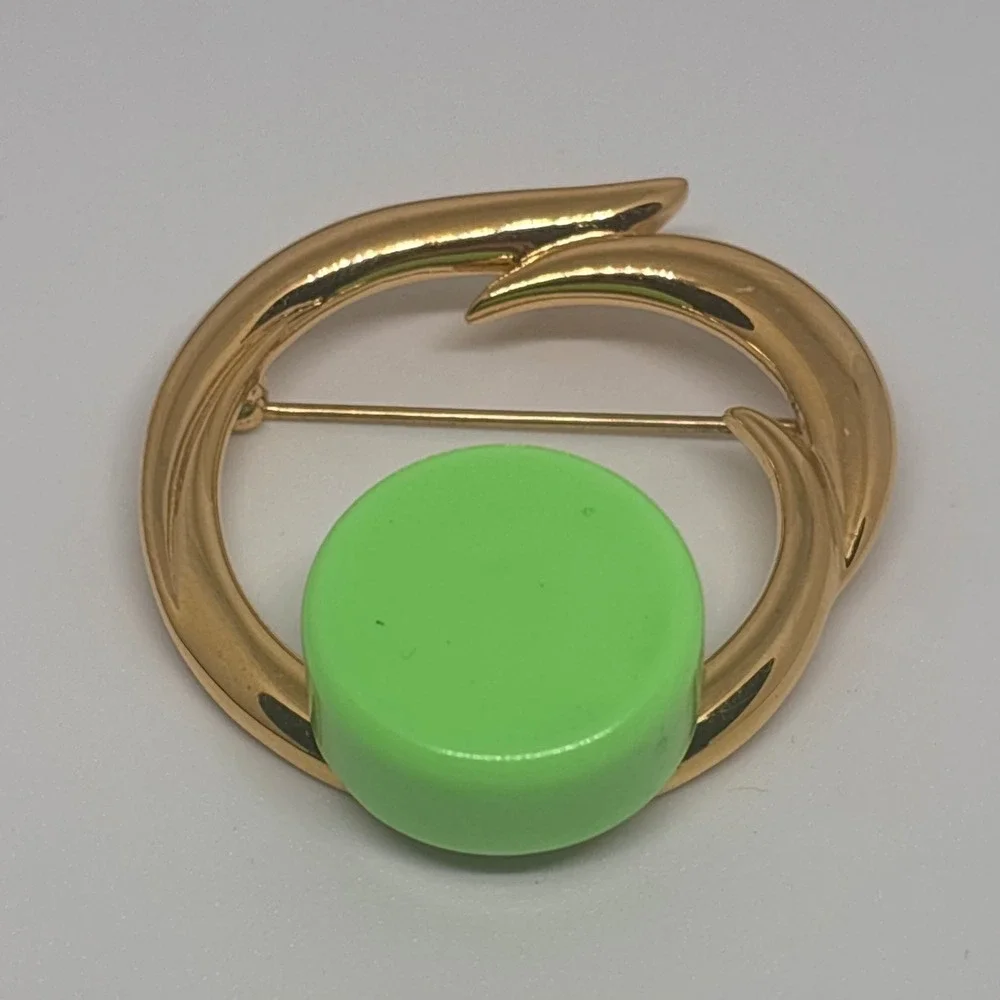 Vintage Brooch Gold Tone Abstract Circle Modern‎ Minimalist Statement Jewelry