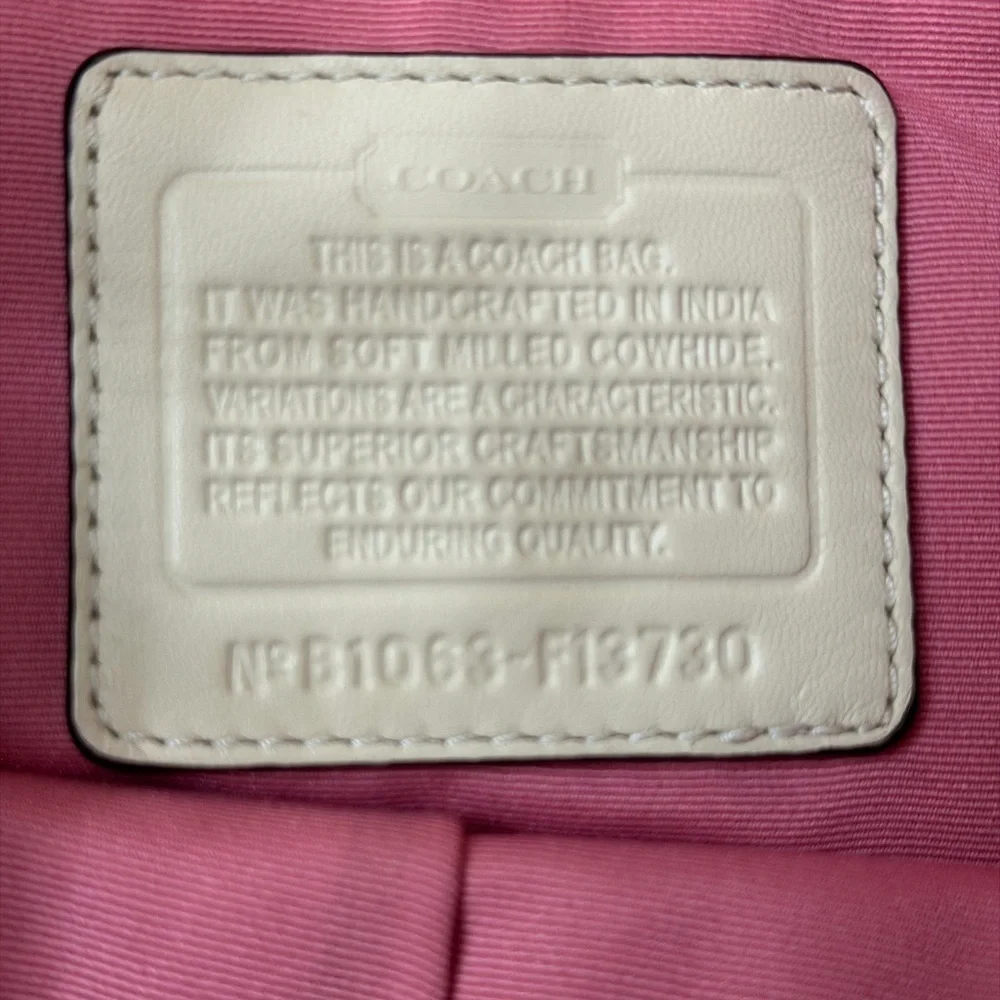 Coach chic versatile