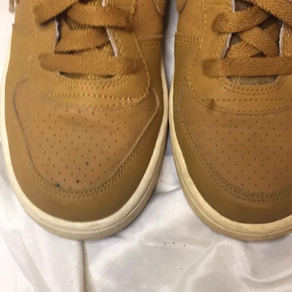 Nike size 5y