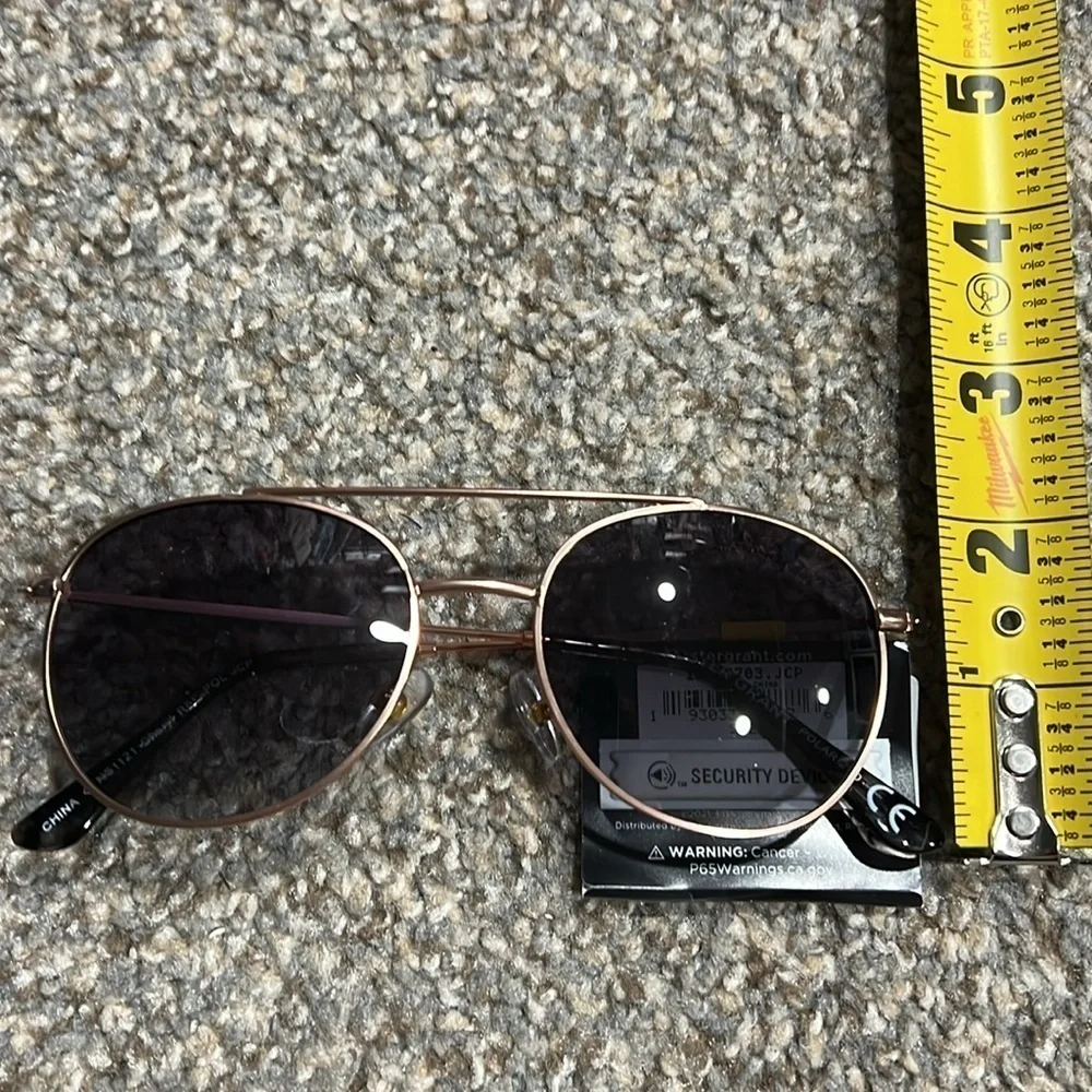 Foster Grant Cheryl Rose Gold Polarized‎ Sunglasses