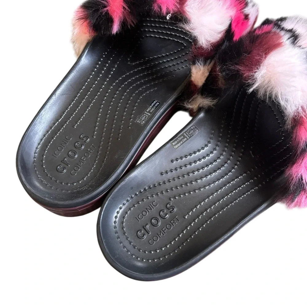 CROCS shipping slides excellent