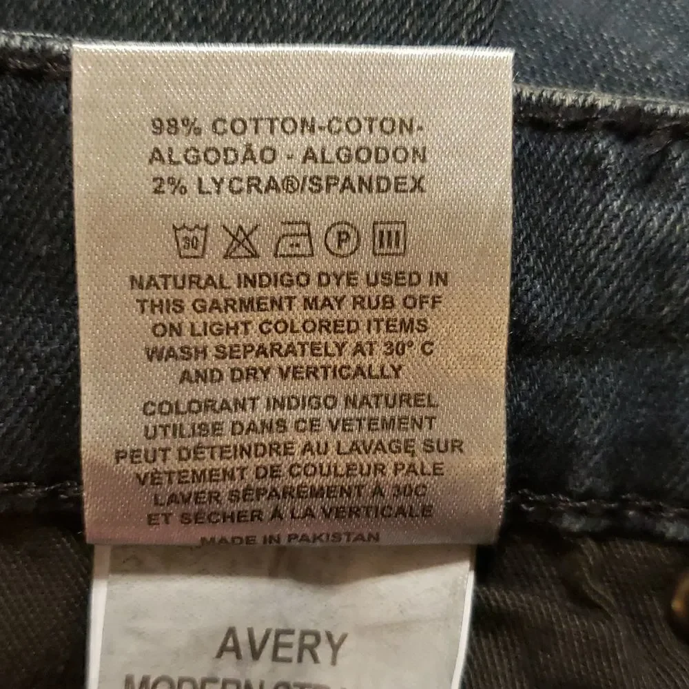 DL1961‎ Avery Modern Straight Fit Jean Size 34/28