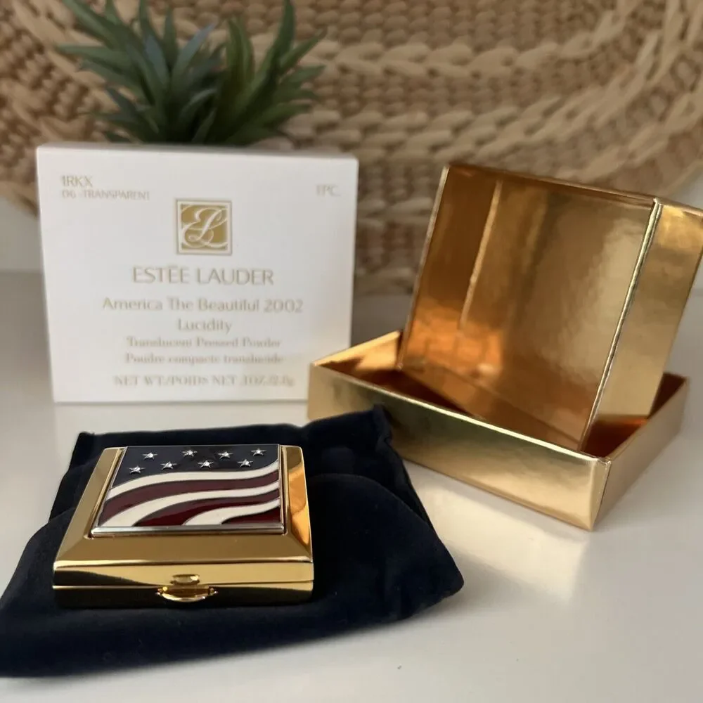 Estee Lauder America The Beautiful 2002‎ Powder Compact NIB flag gold