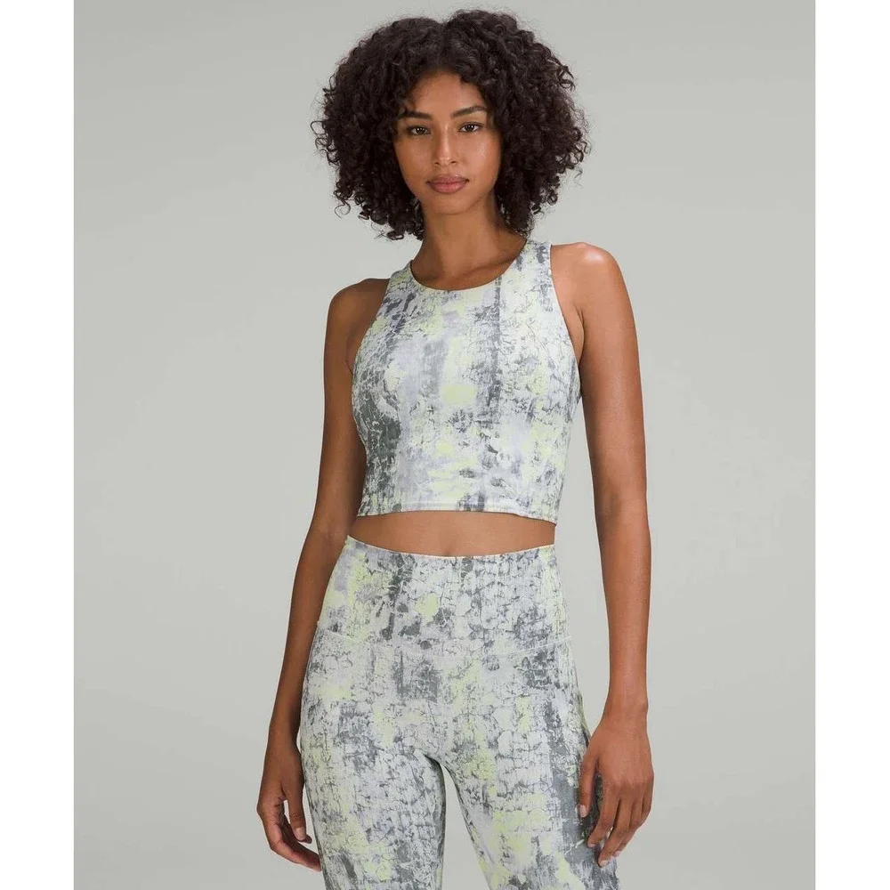 Lululemon Wunder Train Long Line Bra EVERLUX Size 4‎ Cedar CFSM