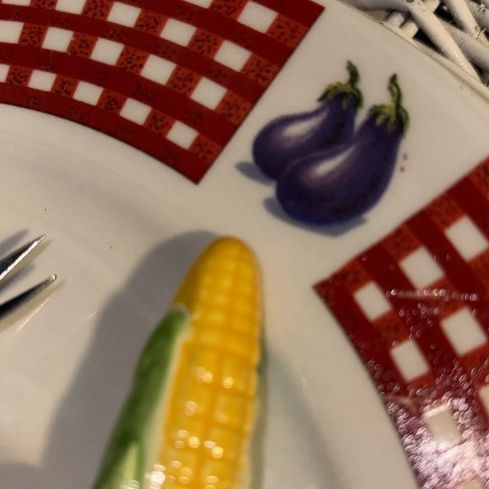 Tabletops Unlimited plate vintage