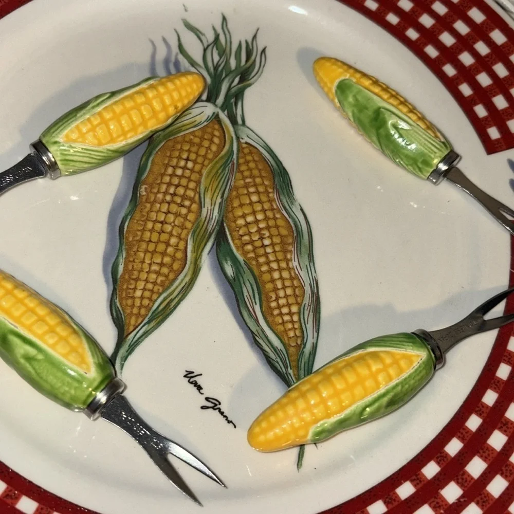 Tabletops Unlimited plate vintage