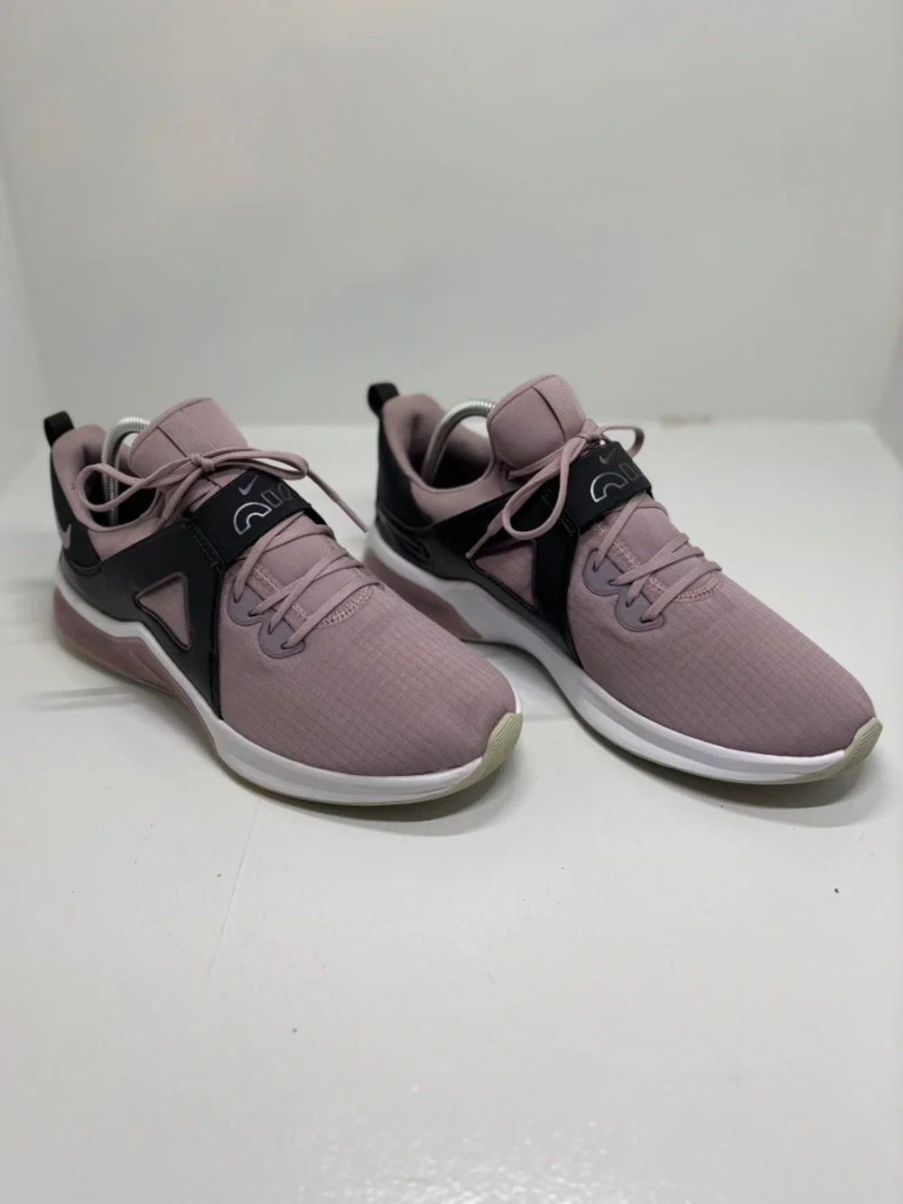 Nike Air Bella TR 3 Pink Black Training Shoes Women’s Size 10