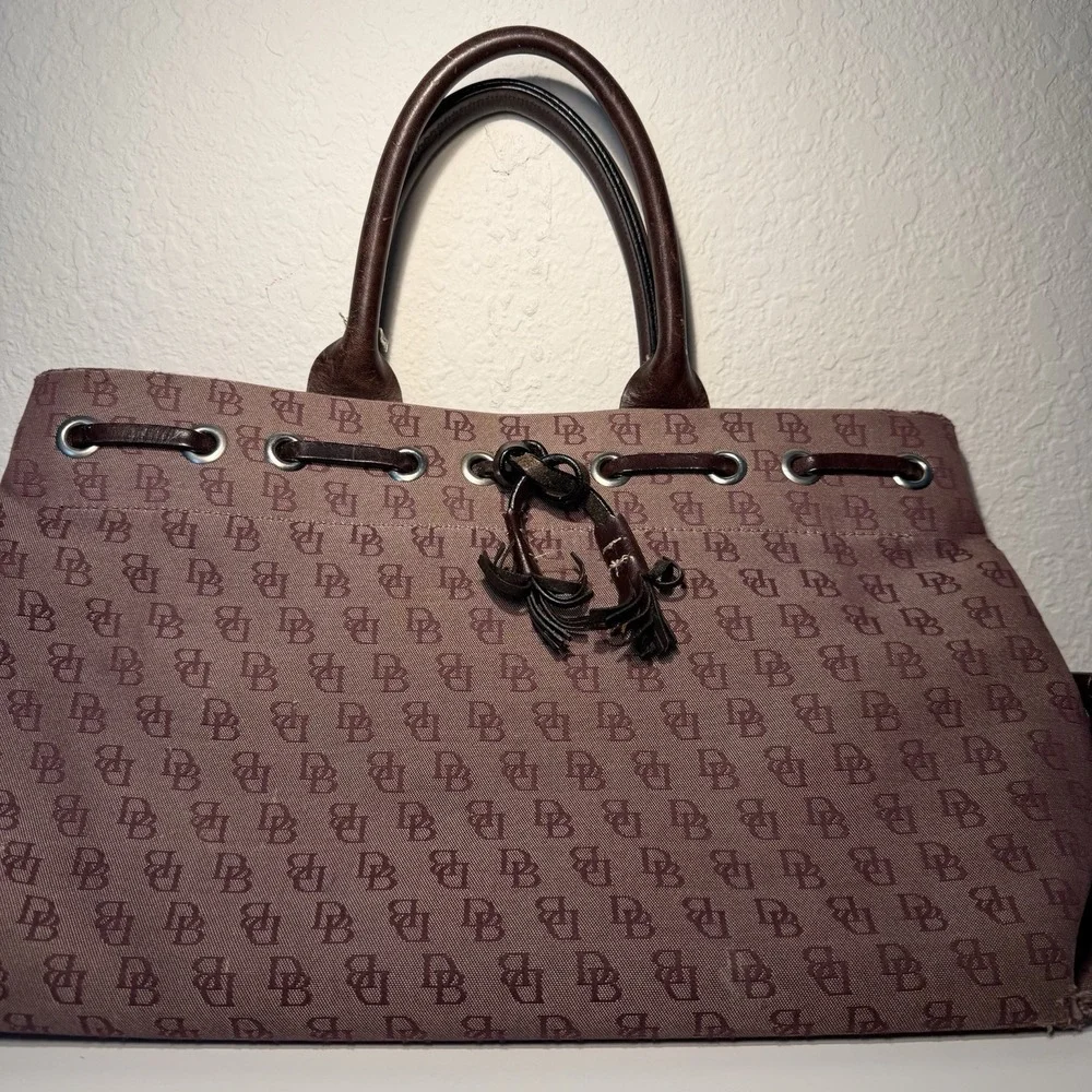Dooney & Bourke dooney bourke