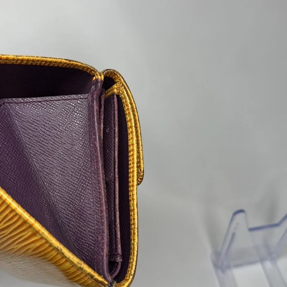 Louis Vuitton Tri-Fold Yellow/Purple Epi Leather Wallet | Unisex | Pre-Owned |