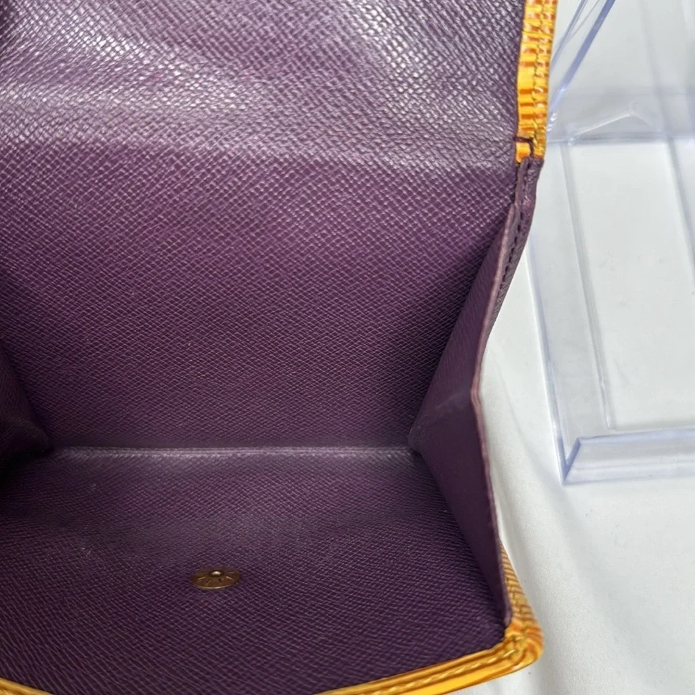 Louis Vuitton Tri-Fold Yellow/Purple Epi Leather Wallet | Unisex | Pre-Owned |