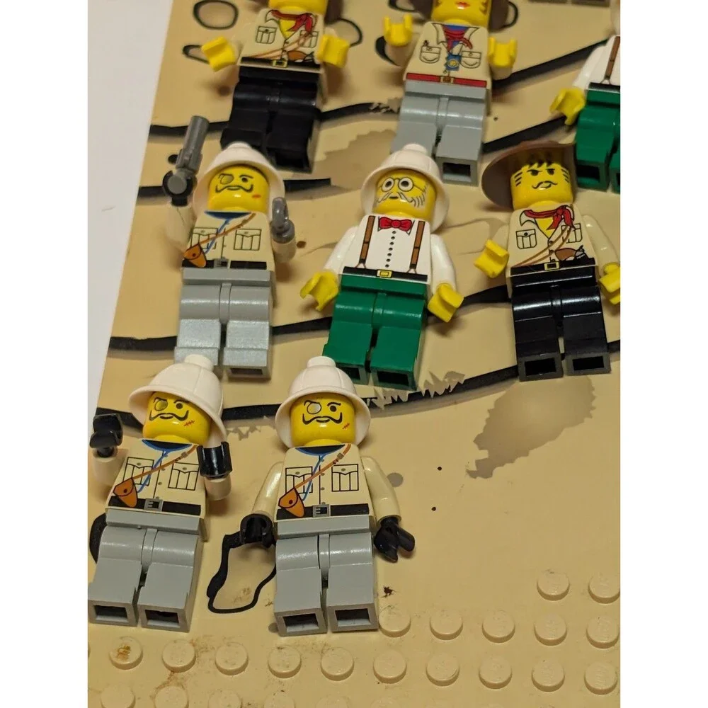 LEGO Adventurers 1998 Lot - Johnny Thunder,Gail‎ Storm,Baron Von Barron,Read Dis