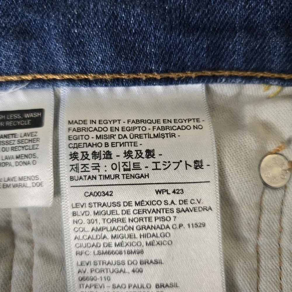 Levis please read