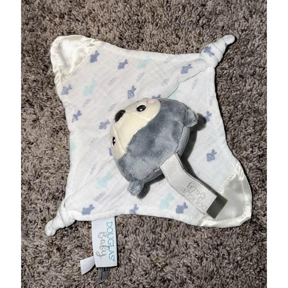 Douglas Baby Indy Sea Otter Paci Lovey Baby‎ Plush Toy Muslin Knotted Satin 2021