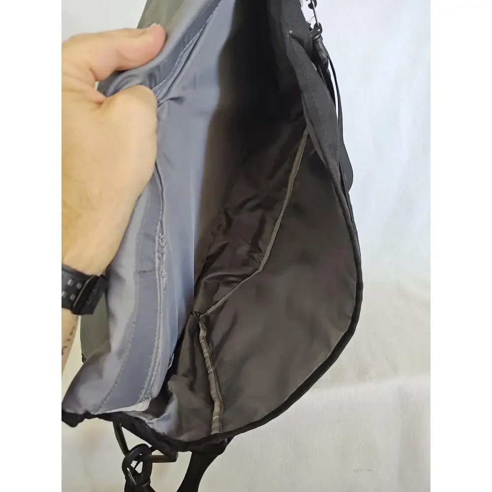 Nike photos shoulder smoke