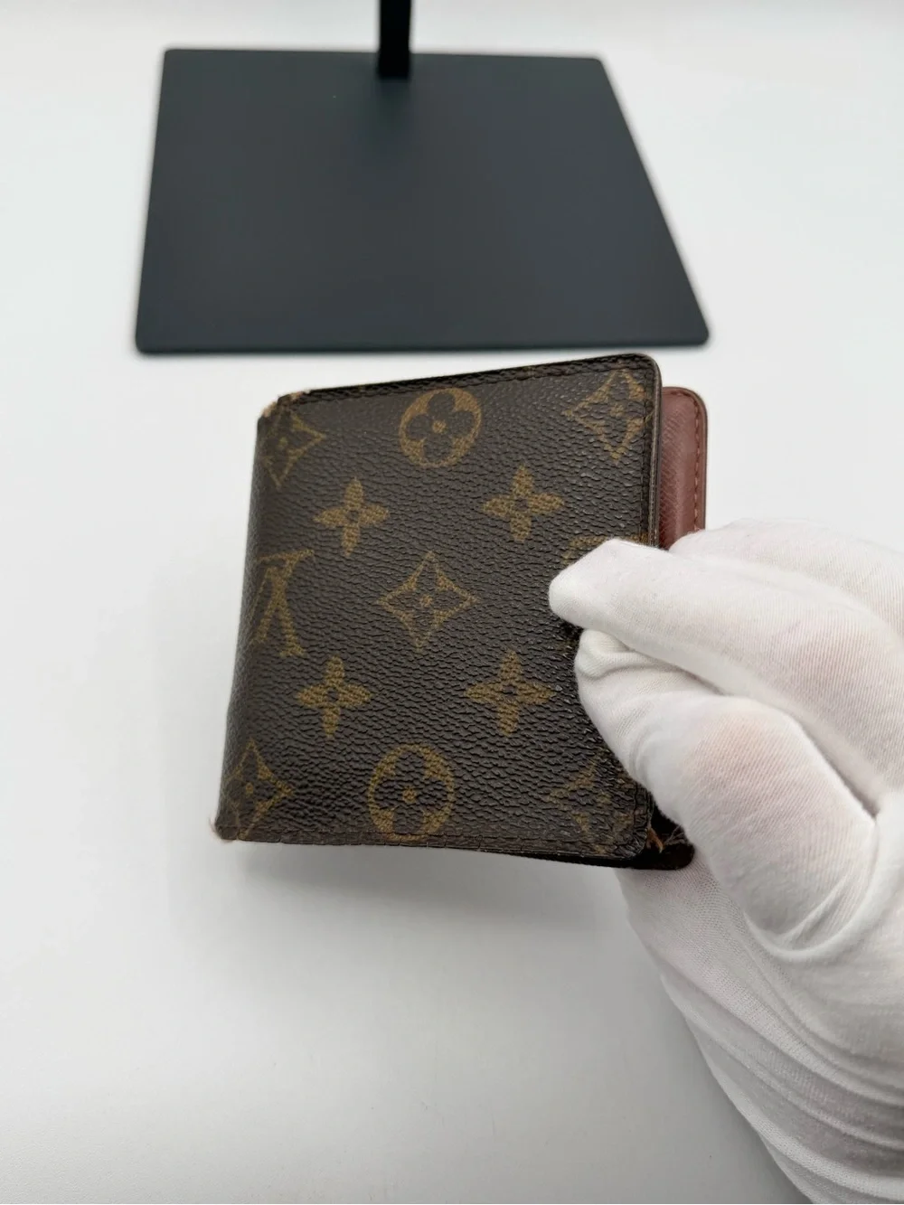 Louis Vuitton authenticity guaranteed