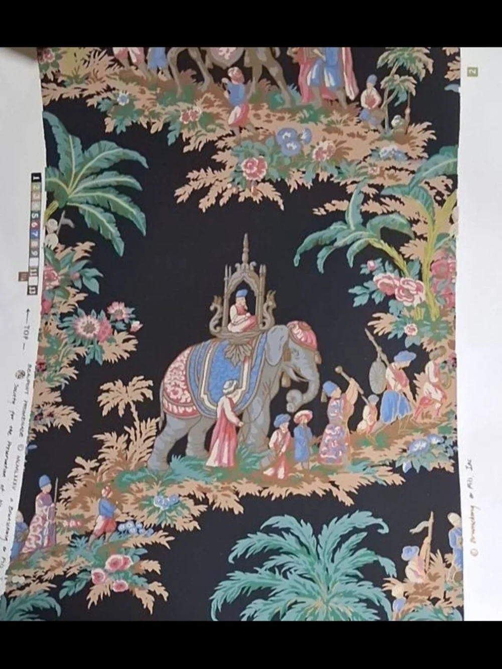 Brunschwig & Fils decorative wallpaper