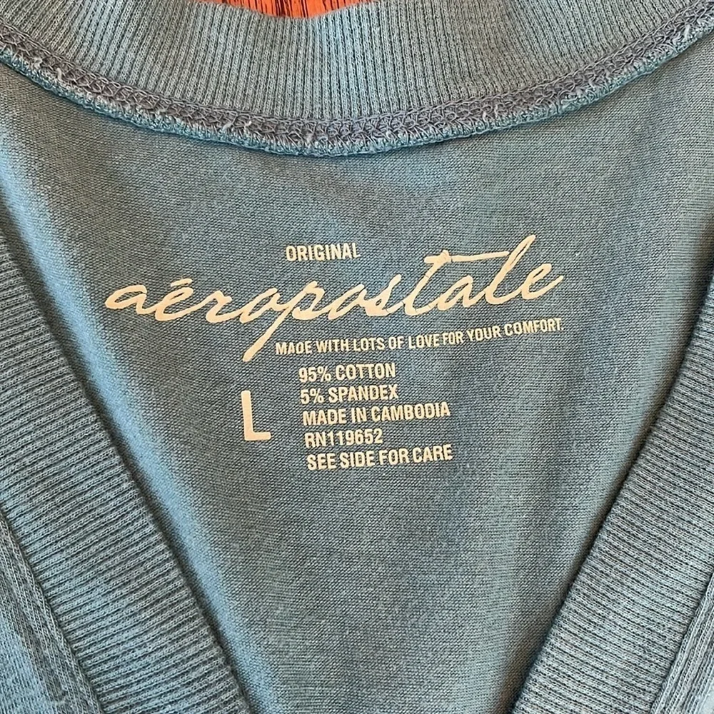 Aeropostale teal neck