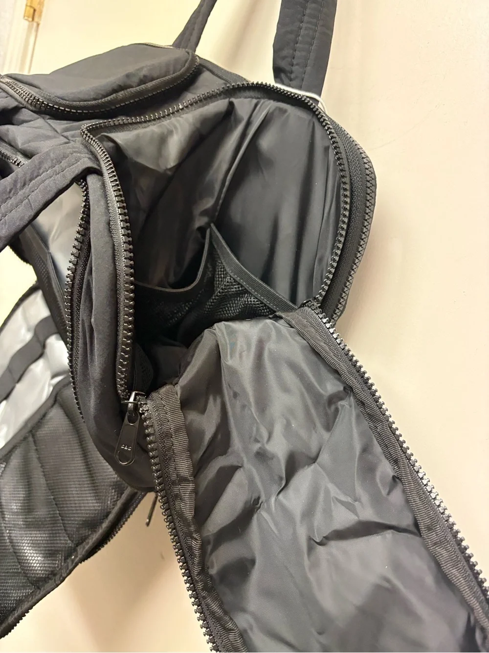Bagsmart puffy toiletry