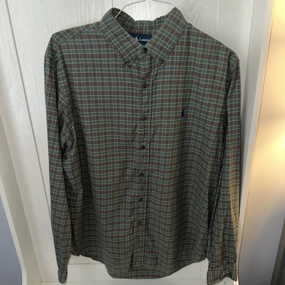 Polo Ralph Lauren no visible