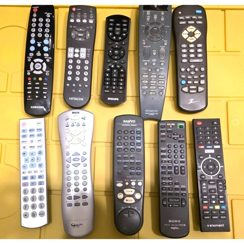 Remote Control Lot - Ten Various Brands TV, VCR Etc  Untested